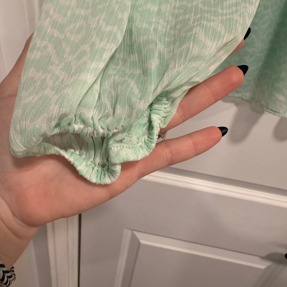 LOFT Light Green Ruffle Blouse - Picture 3 of 3